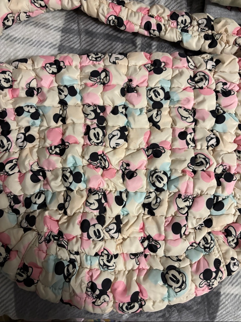 Disney Quilted Mickey and Minnie Bag NwT from BioWorld - Picture 3 of 4